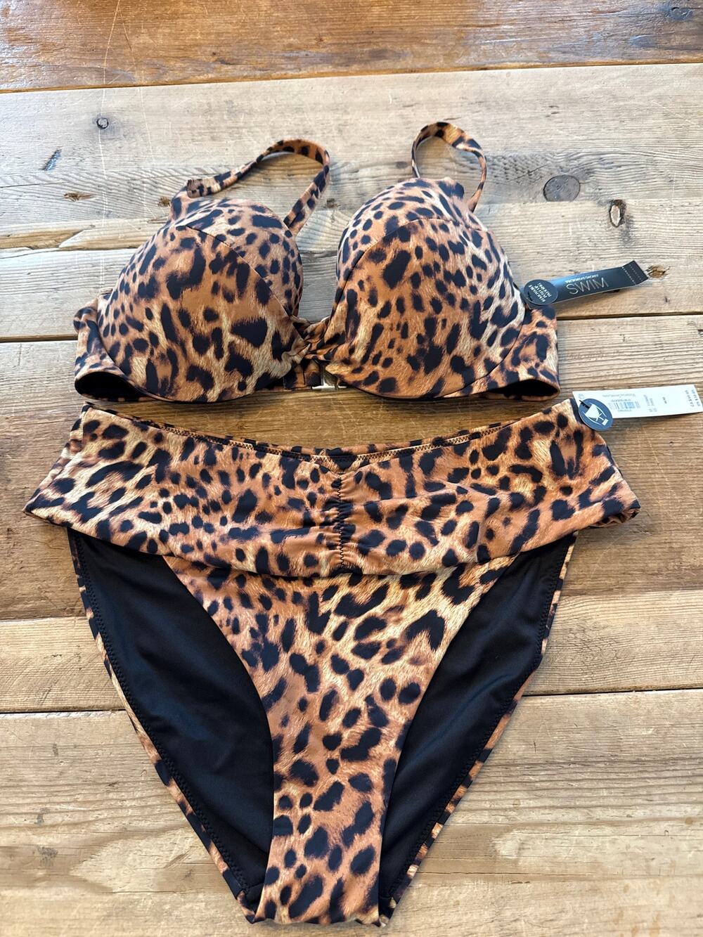 Victoria’s Secret Leopard 36C / MEDIUM Twist Push Up / Cinched High Waist SET